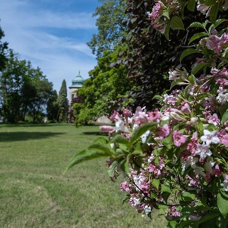 Apartmán Zámecký areál Holovousy Exteriér fotografie