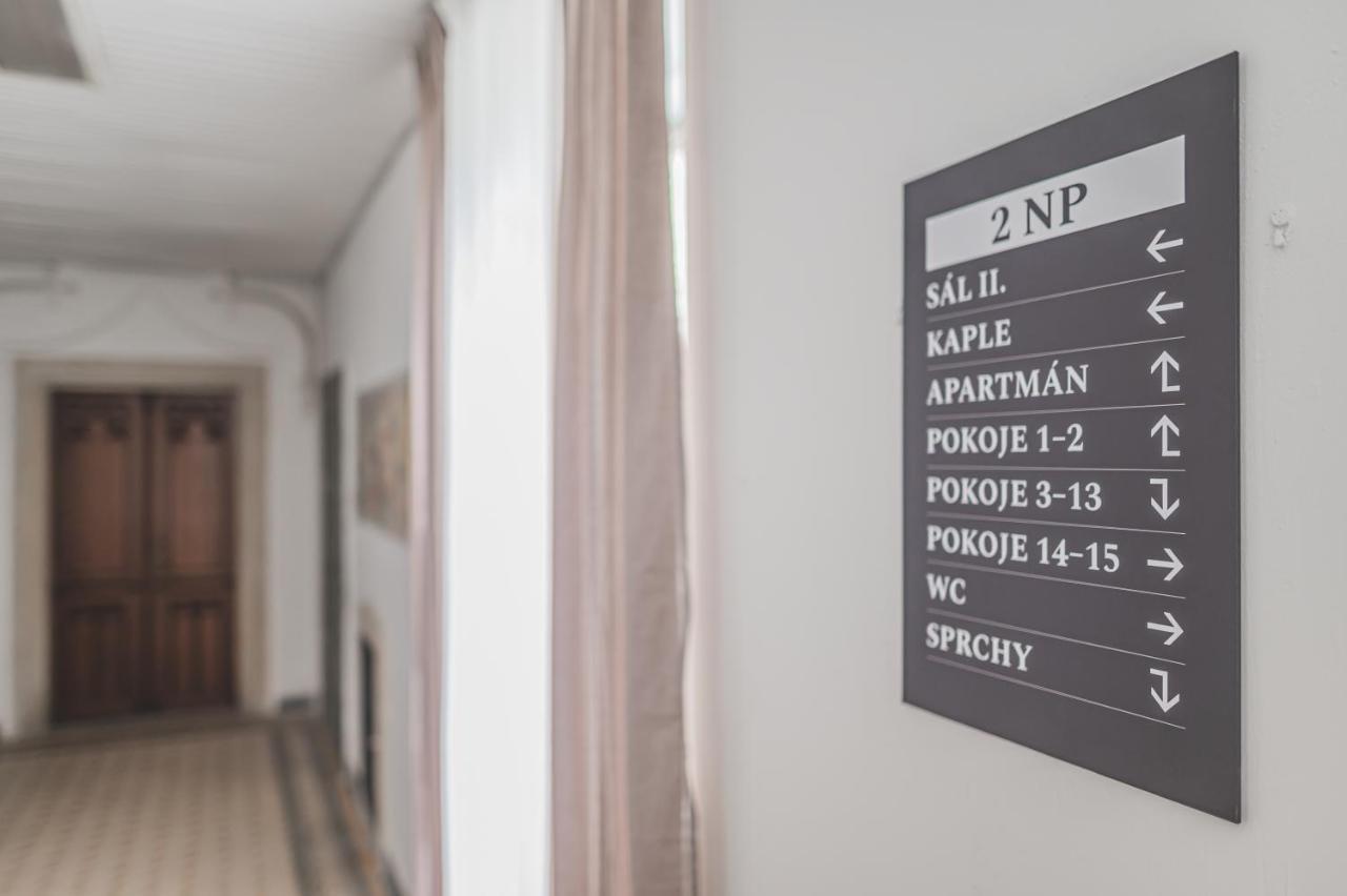 Apartmán Zámecký areál Holovousy Exteriér fotografie