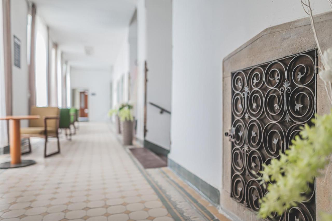 Apartmán Zámecký areál Holovousy Exteriér fotografie